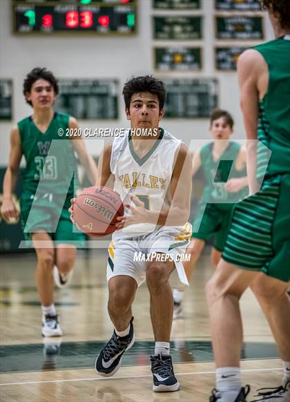 Thumbnail 1 in Woodgrove @ Loudoun Valley photogallery.