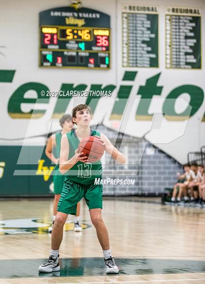 Thumbnail 1 in Woodgrove @ Loudoun Valley photogallery.
