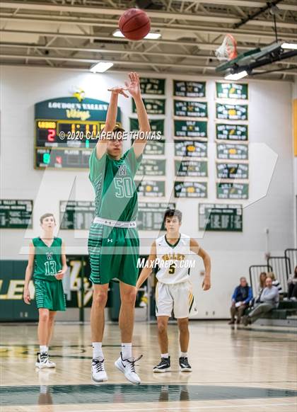 Thumbnail 2 in Woodgrove @ Loudoun Valley photogallery.