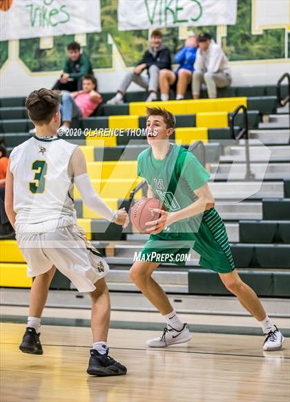 Thumbnail 3 in Woodgrove @ Loudoun Valley photogallery.