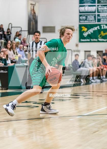 Thumbnail 1 in Woodgrove @ Loudoun Valley photogallery.