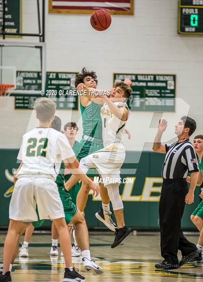 Thumbnail 1 in Woodgrove @ Loudoun Valley photogallery.