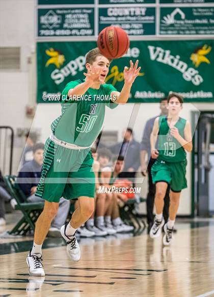 Thumbnail 1 in Woodgrove @ Loudoun Valley photogallery.