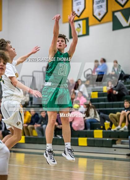Thumbnail 1 in Woodgrove @ Loudoun Valley photogallery.