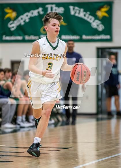 Thumbnail 2 in Woodgrove @ Loudoun Valley photogallery.