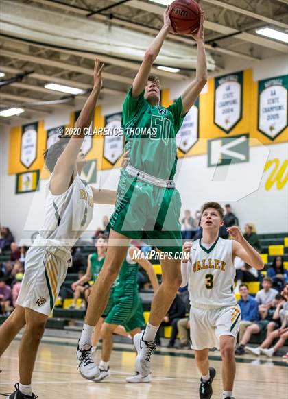 Thumbnail 2 in Woodgrove @ Loudoun Valley photogallery.