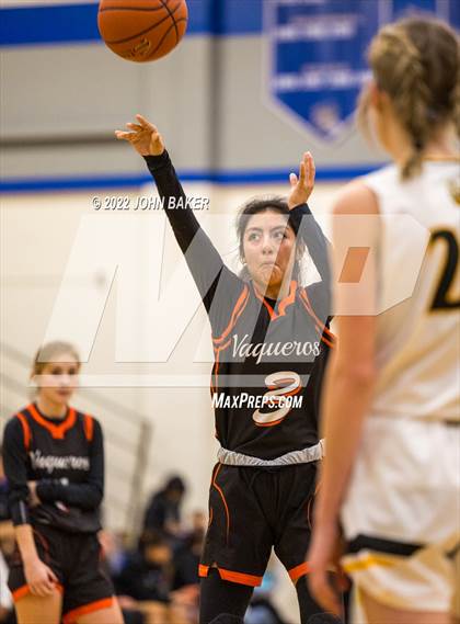 Thumbnail 2 in Galena vs. Fernley (Varsity Elite) photogallery.