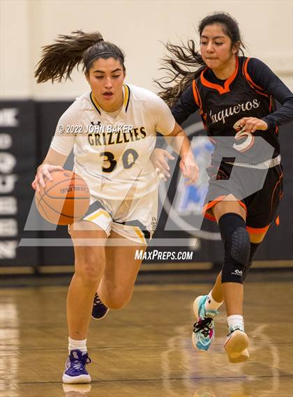 Thumbnail 1 in Galena vs. Fernley (Varsity Elite) photogallery.