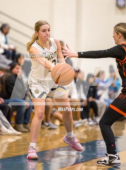 Thumbnail 1 in Galena vs. Fernley (Varsity Elite) photogallery.