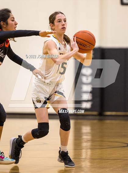 Thumbnail 3 in Galena vs. Fernley (Varsity Elite) photogallery.