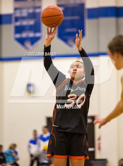 Thumbnail 3 in Galena vs. Fernley (Varsity Elite) photogallery.