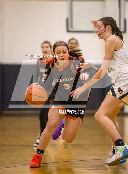 Thumbnail 3 in Galena vs. Fernley (Varsity Elite) photogallery.