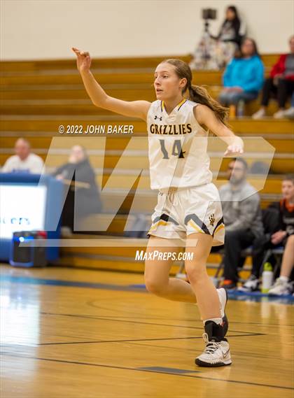 Thumbnail 2 in Galena vs. Fernley (Varsity Elite) photogallery.