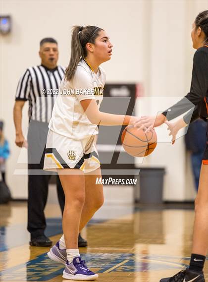 Thumbnail 2 in Galena vs. Fernley (Varsity Elite) photogallery.