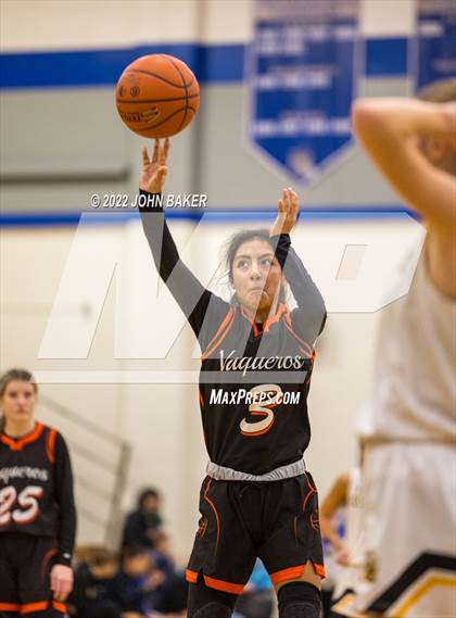 Thumbnail 1 in Galena vs. Fernley (Varsity Elite) photogallery.