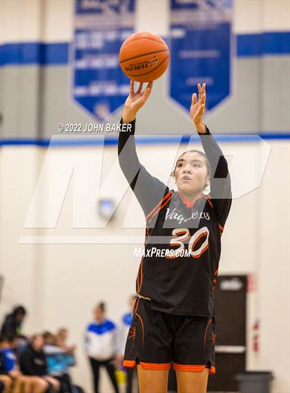 Thumbnail 2 in Galena vs. Fernley (Varsity Elite) photogallery.