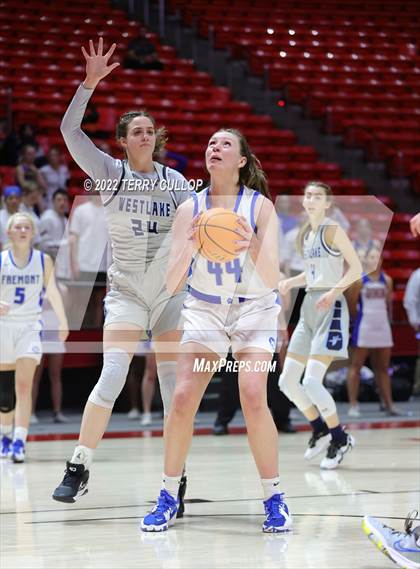 Thumbnail 1 in Westlake vs. Fremont (UHSAA 6A Semifinal) photogallery.