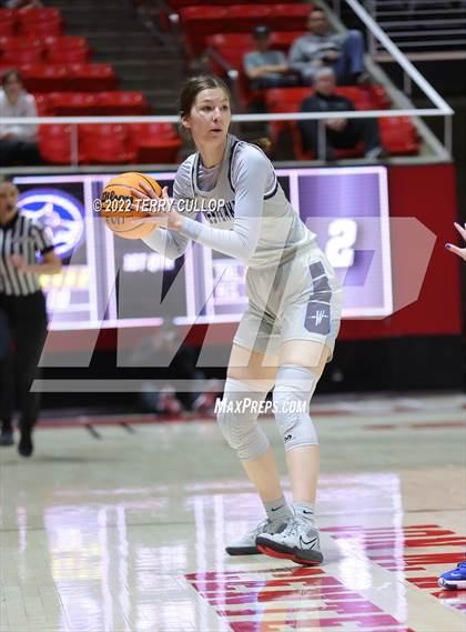 Thumbnail 3 in Westlake vs. Fremont (UHSAA 6A Semifinal) photogallery.