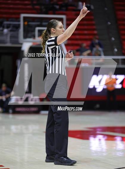 Thumbnail 3 in Westlake vs. Fremont (UHSAA 6A Semifinal) photogallery.