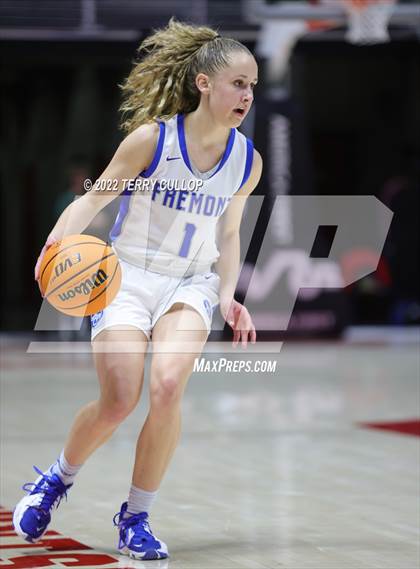 Thumbnail 2 in Westlake vs. Fremont (UHSAA 6A Semifinal) photogallery.