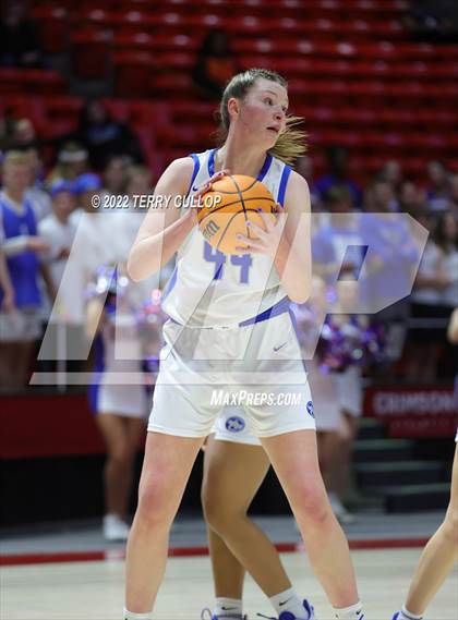Thumbnail 3 in Westlake vs. Fremont (UHSAA 6A Semifinal) photogallery.