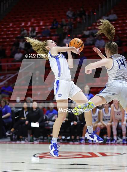 Thumbnail 1 in Westlake vs. Fremont (UHSAA 6A Semifinal) photogallery.
