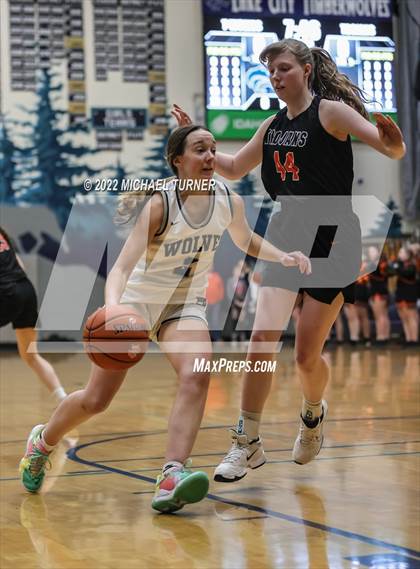 Thumbnail 3 in Post Falls vs Lake City (Districts)  photogallery.