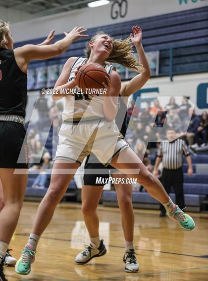 Thumbnail 3 in Post Falls vs Lake City (Districts)  photogallery.