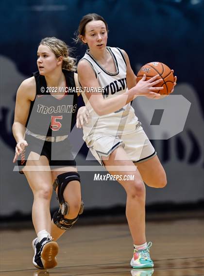 Thumbnail 2 in Post Falls vs Lake City (Districts)  photogallery.