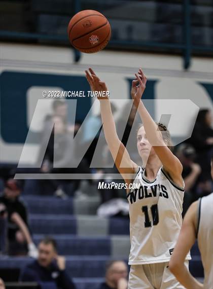 Thumbnail 3 in Post Falls vs Lake City (Districts)  photogallery.