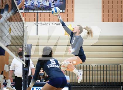 Thumbnail 2 in  Clarkston @ Stoney Creek photogallery.