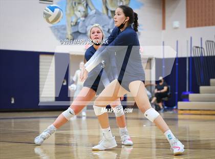 Thumbnail 2 in  Clarkston @ Stoney Creek photogallery.