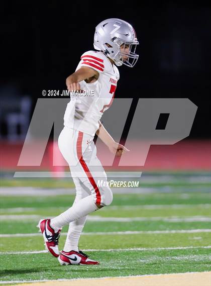 Thumbnail 2 in Moreau Catholic vs. Ferndale (CIFNCS Div-7 Final) photogallery.