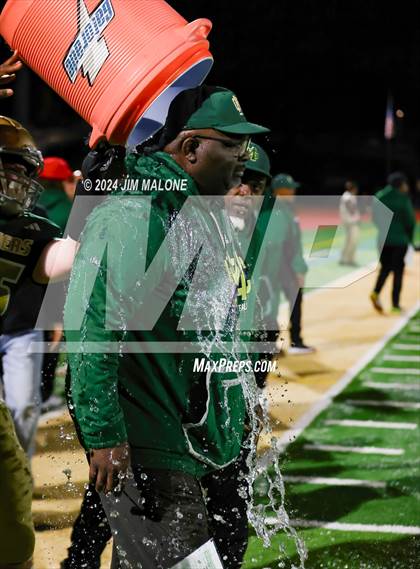 Thumbnail 1 in Moreau Catholic vs. Ferndale (CIFNCS Div-7 Final) photogallery.