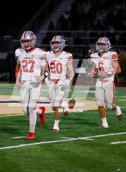 Thumbnail 1 in Moreau Catholic vs. Ferndale (CIFNCS Div-7 Final) photogallery.