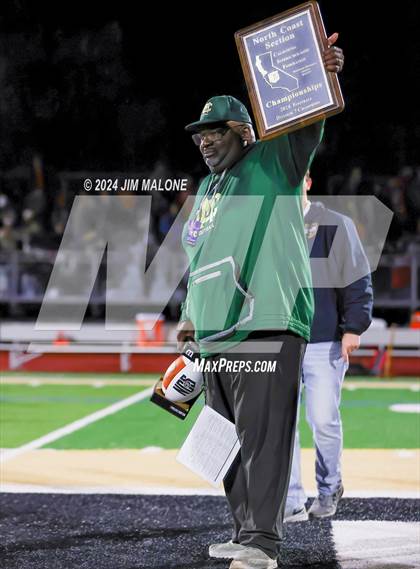 Thumbnail 3 in Moreau Catholic vs. Ferndale (CIFNCS Div-7 Final) photogallery.