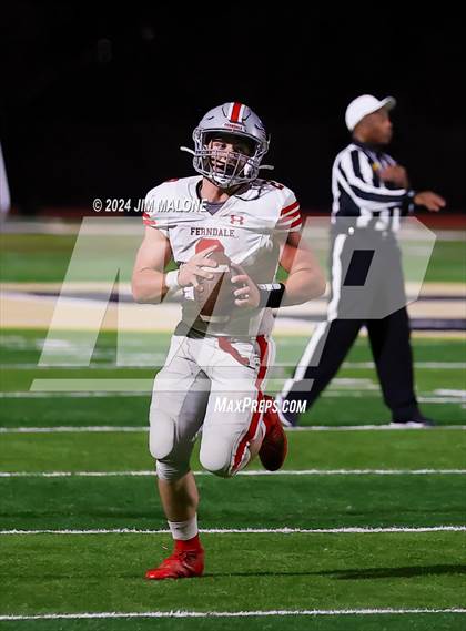 Thumbnail 2 in Moreau Catholic vs. Ferndale (CIFNCS Div-7 Final) photogallery.