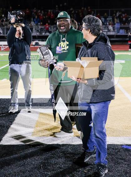 Thumbnail 2 in Moreau Catholic vs. Ferndale (CIFNCS Div-7 Final) photogallery.