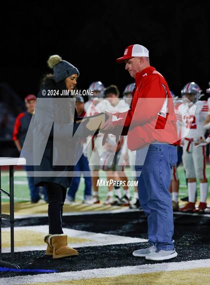 Thumbnail 3 in Moreau Catholic vs. Ferndale (CIFNCS Div-7 Final) photogallery.