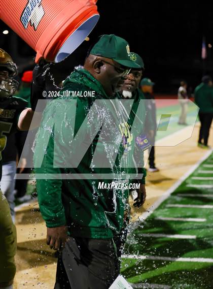 Thumbnail 2 in Moreau Catholic vs. Ferndale (CIFNCS Div-7 Final) photogallery.