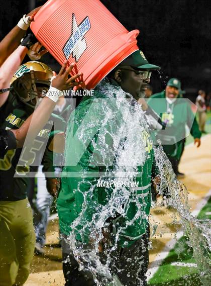 Thumbnail 1 in Moreau Catholic vs. Ferndale (CIFNCS Div-7 Final) photogallery.