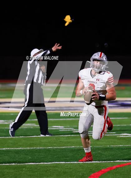 Thumbnail 1 in Moreau Catholic vs. Ferndale (CIFNCS Div-7 Final) photogallery.