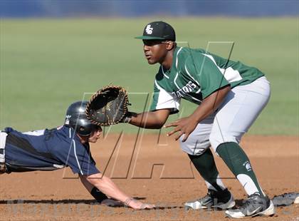 Thumbnail 2 in Pacifica vs. De La Salle (Hard 9 National Classic) photogallery.