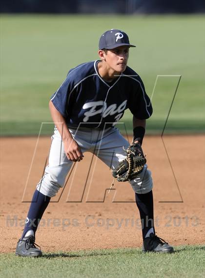 Thumbnail 2 in Pacifica vs. De La Salle (Hard 9 National Classic) photogallery.