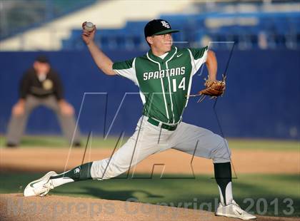 Thumbnail 2 in Pacifica vs. De La Salle (Hard 9 National Classic) photogallery.