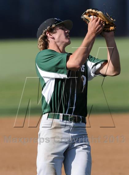 Thumbnail 3 in Pacifica vs. De La Salle (Hard 9 National Classic) photogallery.