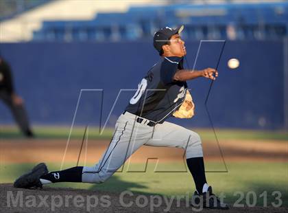 Thumbnail 1 in Pacifica vs. De La Salle (Hard 9 National Classic) photogallery.