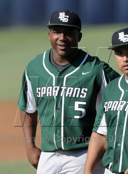 Thumbnail 1 in Pacifica vs. De La Salle (Hard 9 National Classic) photogallery.