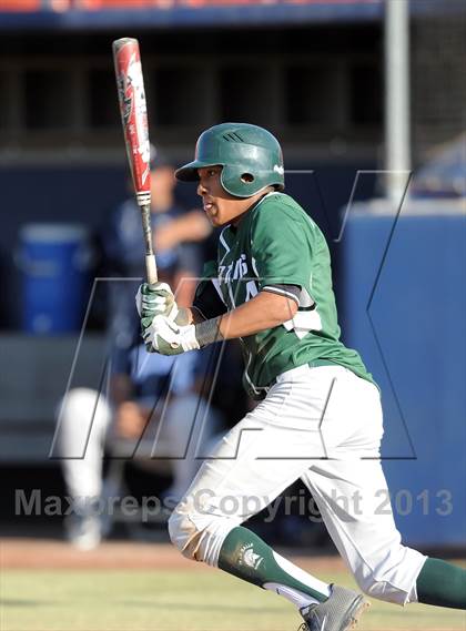 Thumbnail 2 in Pacifica vs. De La Salle (Hard 9 National Classic) photogallery.