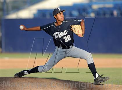 Thumbnail 3 in Pacifica vs. De La Salle (Hard 9 National Classic) photogallery.